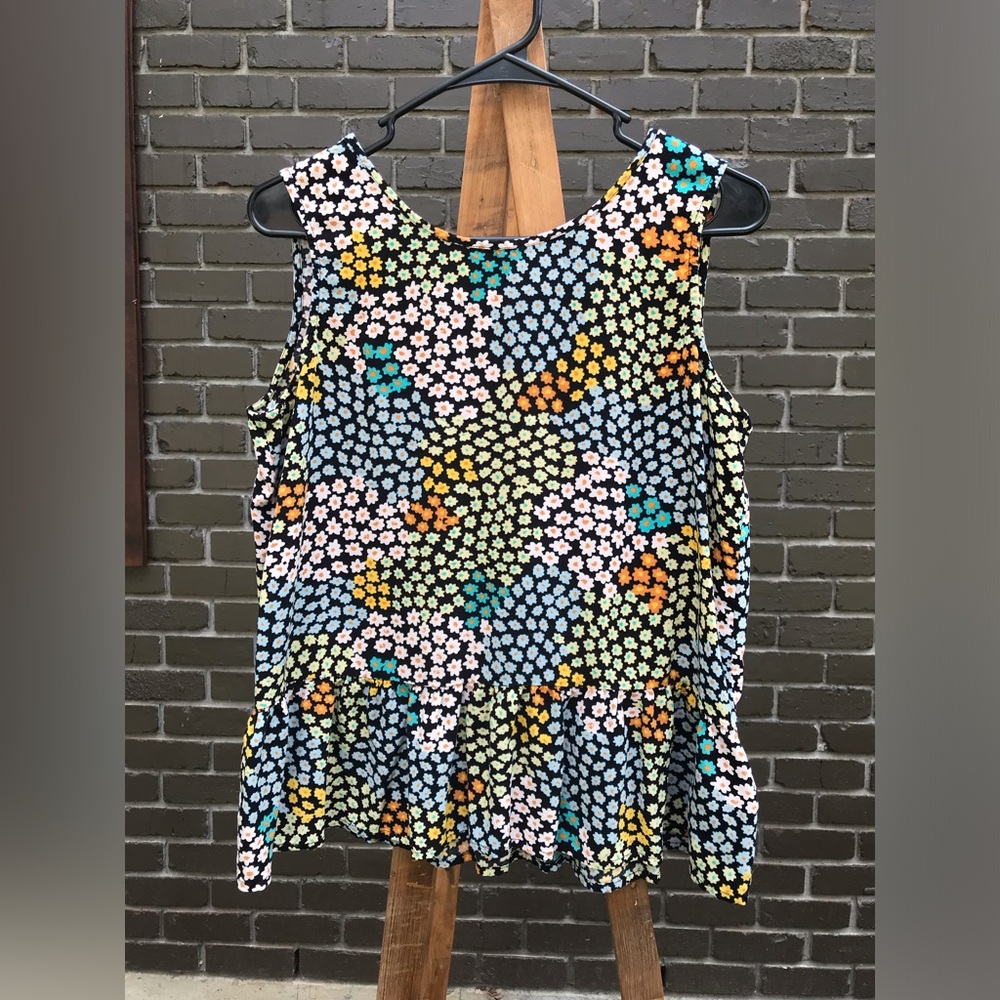 Tribal Jeans Floral Tank Size Medium